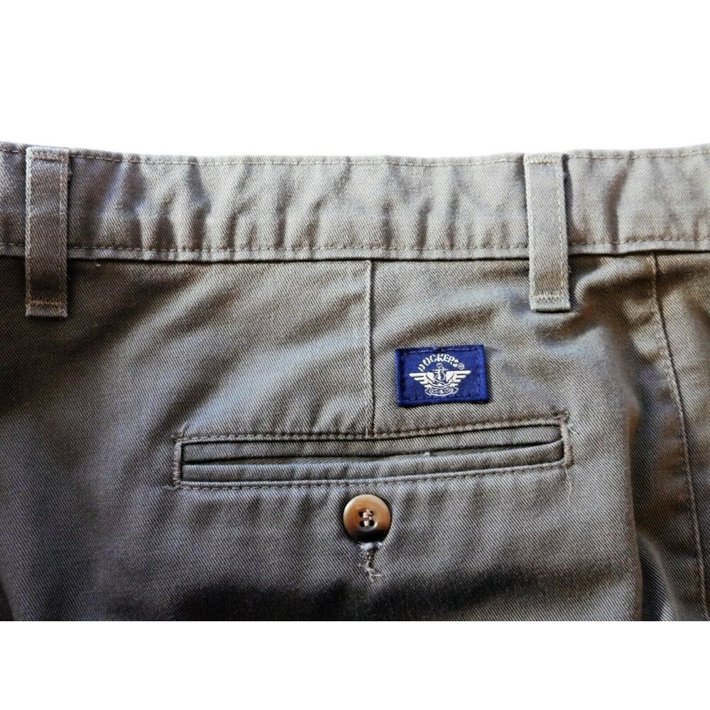 Dockers Khakis Pants 38x31 Gray Chinos Classic Fit Pleated Front 100% Cotton - Picture 6 of 9